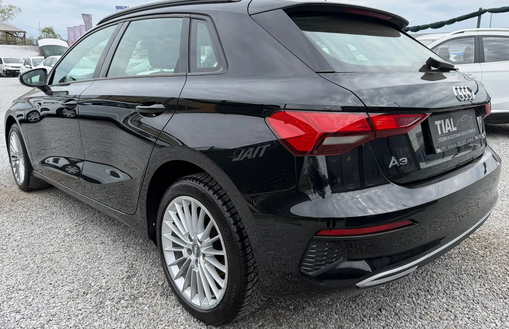 Zunanja slika - Audi A3 - 30 TDI SPORTBACK-ACC-NAVI-VIRTUAL-17COL-VELIK SERV - 5