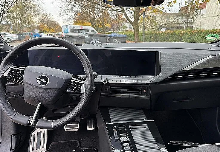 Zunanja slika - Opel Astra - Sports Tourer 1.2 Turbo GS Avt. 130KM - 3