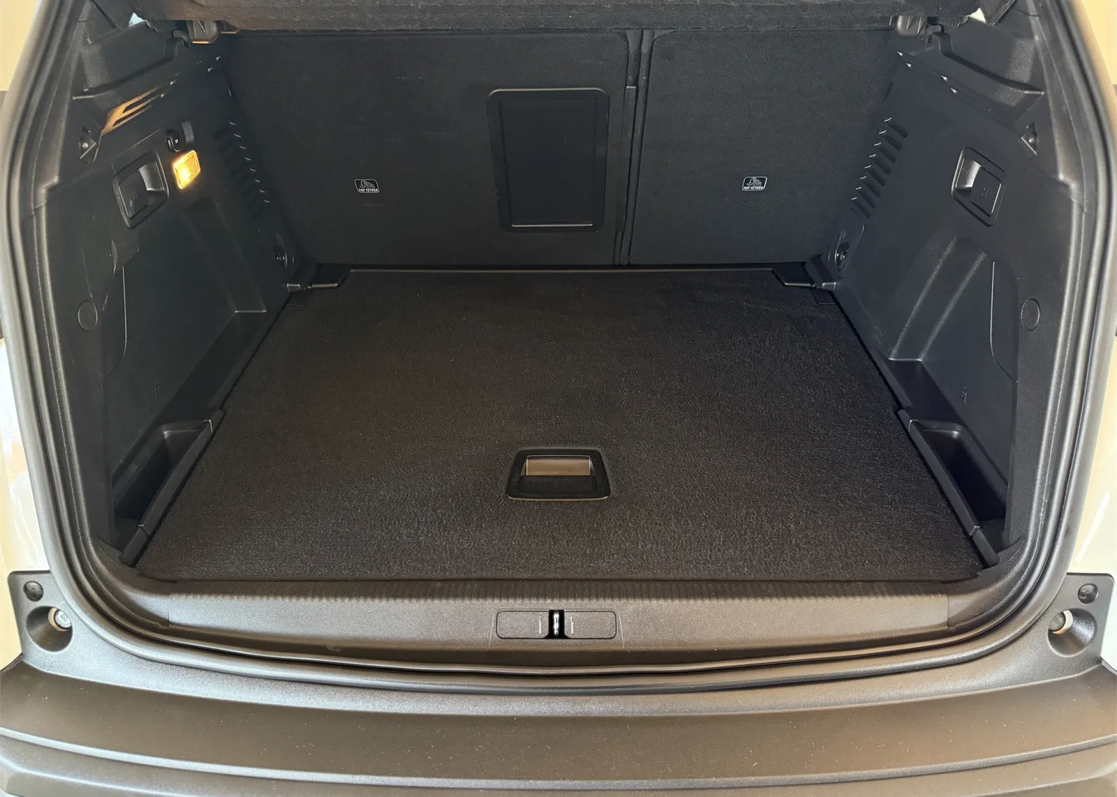 Zunanja slika - Peugeot 3008 - 1,5 BlueHDI - 16
