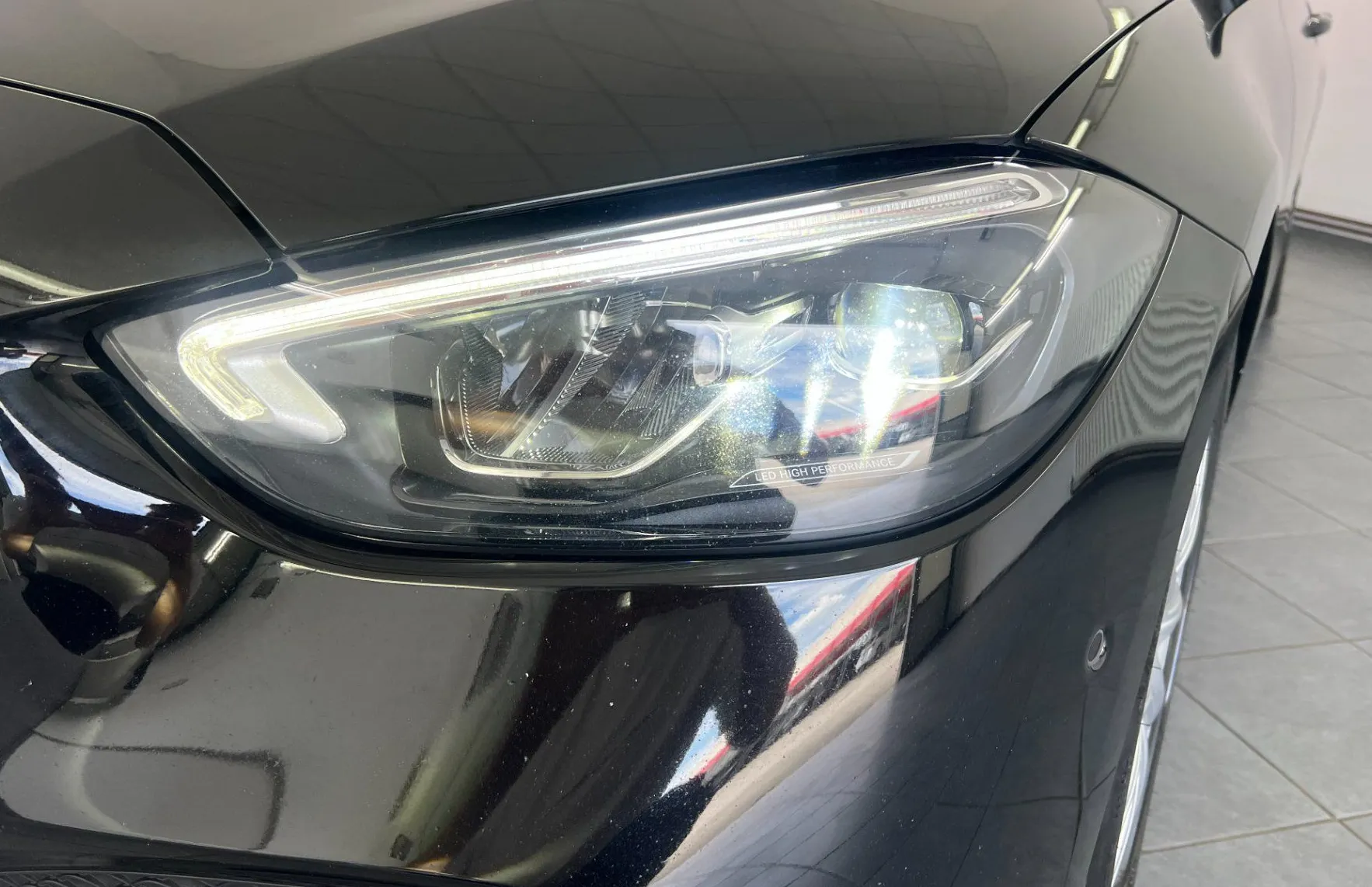 Zunanja slika - Mercedes-Benz C-Razred - C 200 d T Avantgarde Avt+4ALU.NEMŠKI.KAMERA.KLJUKA - 2