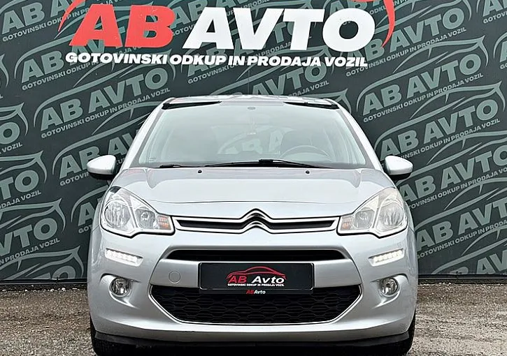 Zunanja slika - Citroën C3 - 1.2I AVT.KLIMA+LED+UGODNO+REDNO SERVISIRANO - 2