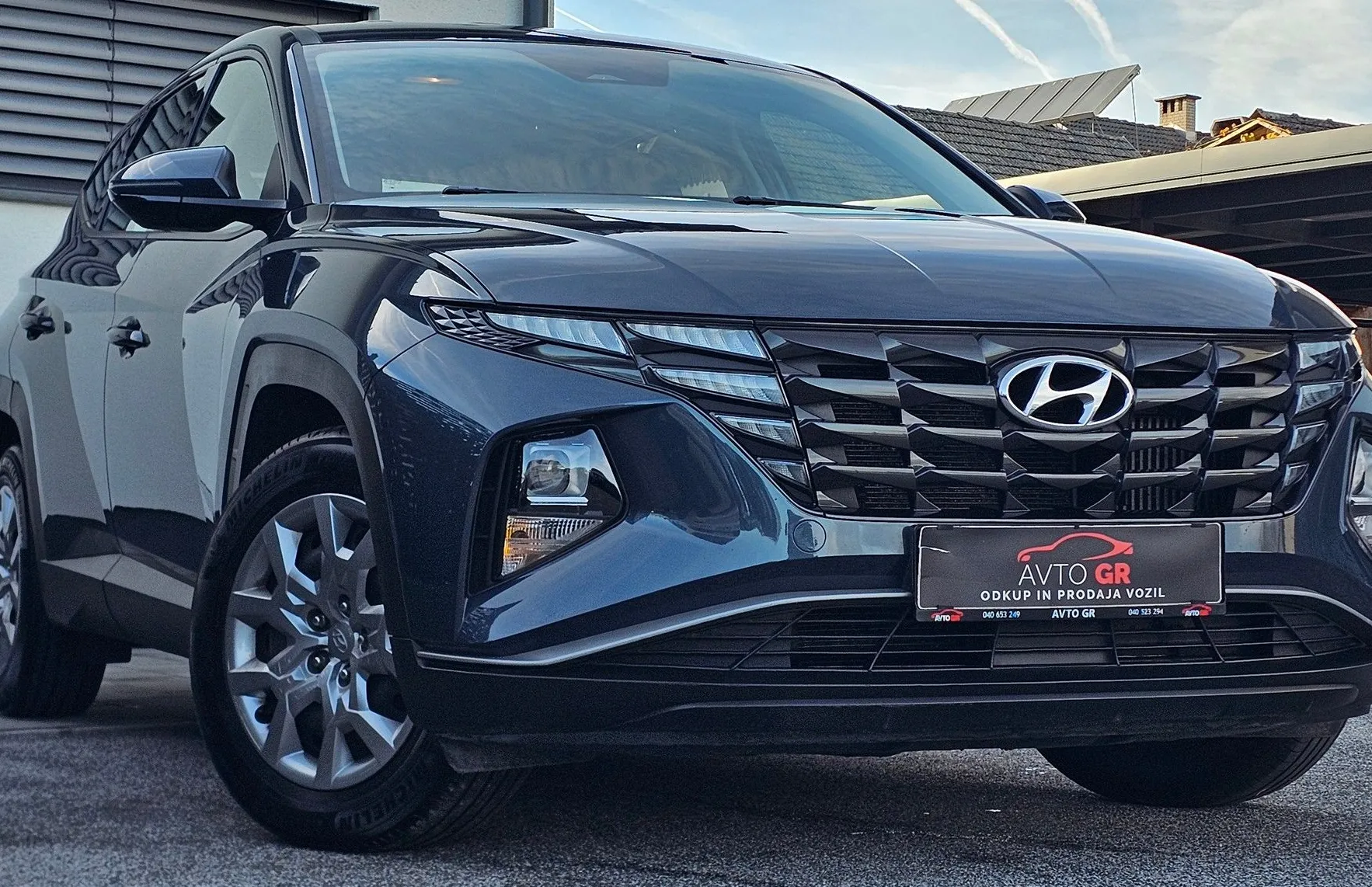 Zunanja slika - Hyundai Tucson - 1.6 T GDI - SLO-1.LAST-ODLIČEN-DARILO STREŠNI KOVČ - 15