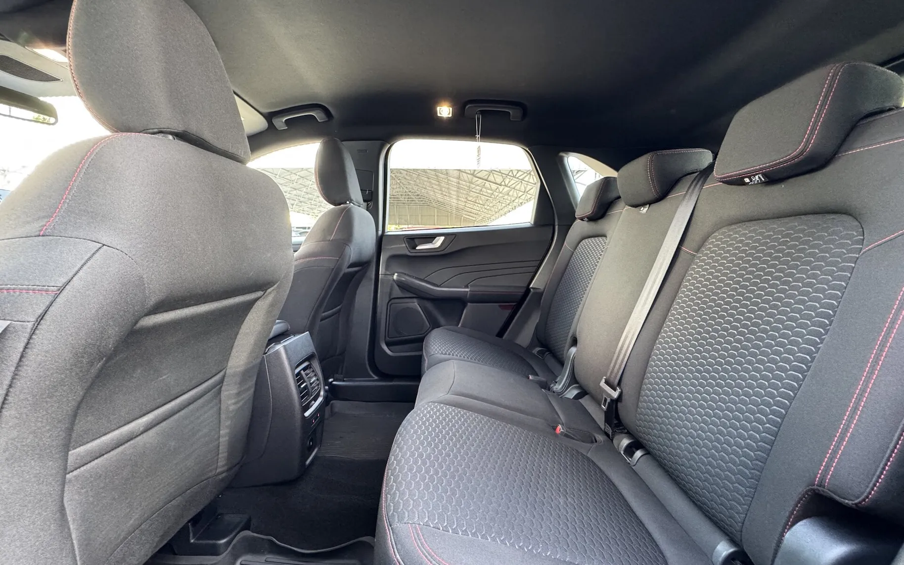 Zunanja slika - Ford Kuga - 1.5 EcoBoost ST-LINE AVT 186KM SLO 1.LAST FULL LED - 9