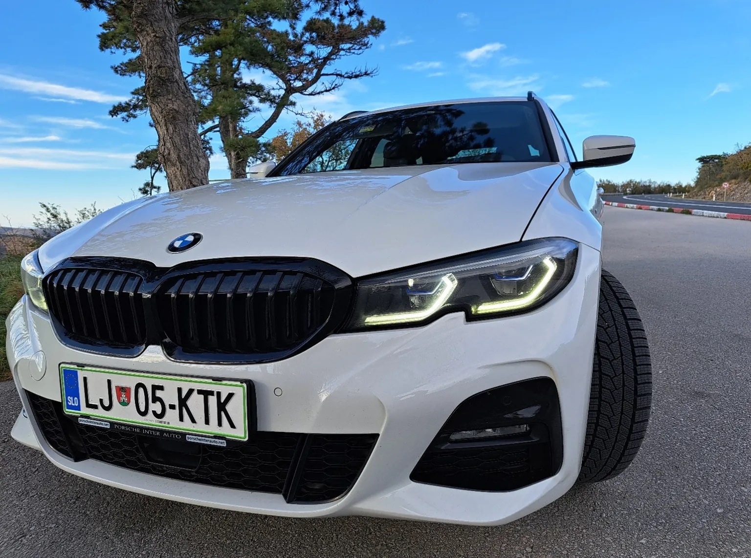 Zunanja slika - BMW Serija 3 - 320d xDrive Touring M Sport Avt. - 3