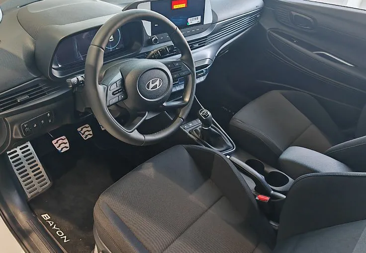 Zunanja slika - Hyundai Bayon - 1.0 T-GDI 90 STYLE WINTER PAKET - 6