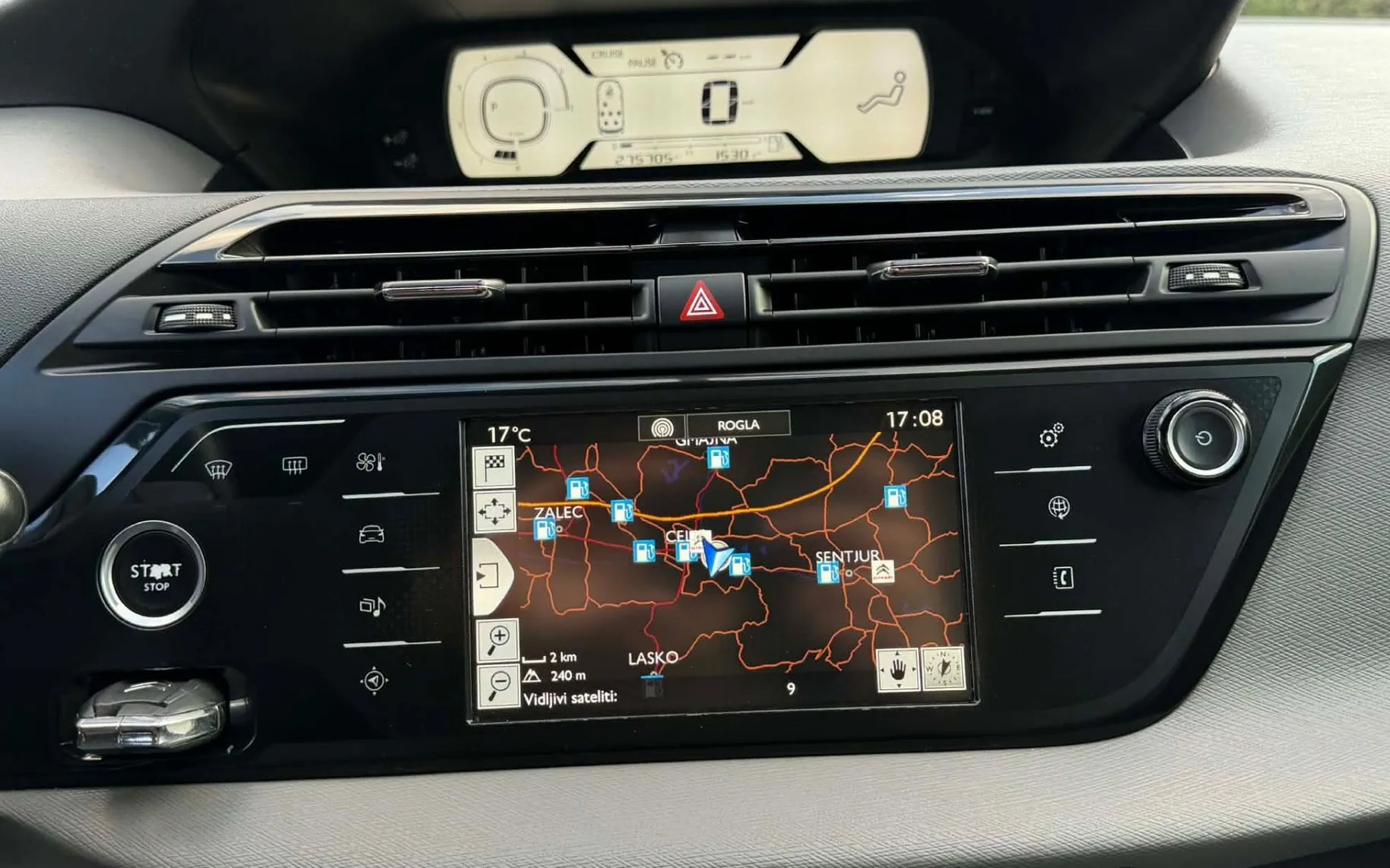 Zunanja slika - Citroën C4 - Picasso 2.0 HDI-AUT-7 SEDEŽEV-LIZING ZA TUJCE-NAVI-PDC-... - 8