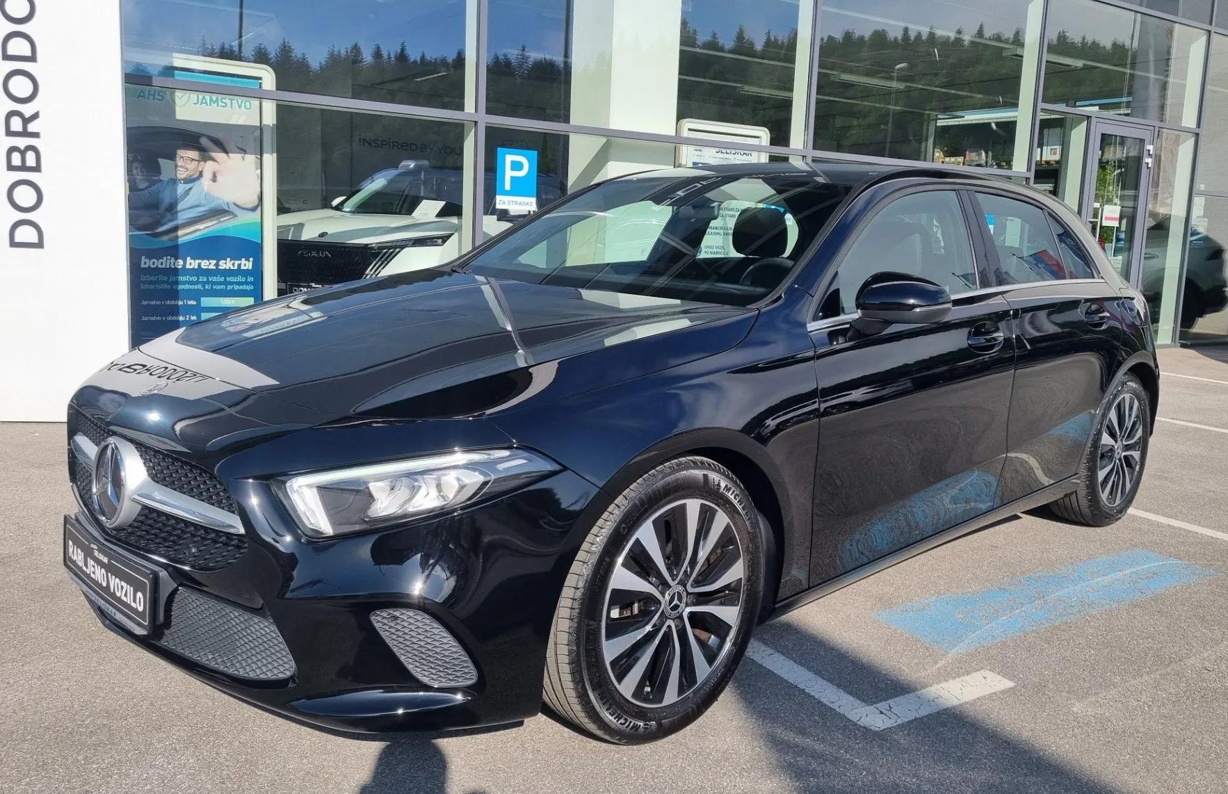 Zunanja slika - Mercedes-Benz A-Razred - A160 KAMERA-DAB-TEMPOMAT...  ODLIČNO OHRANJEN - 1