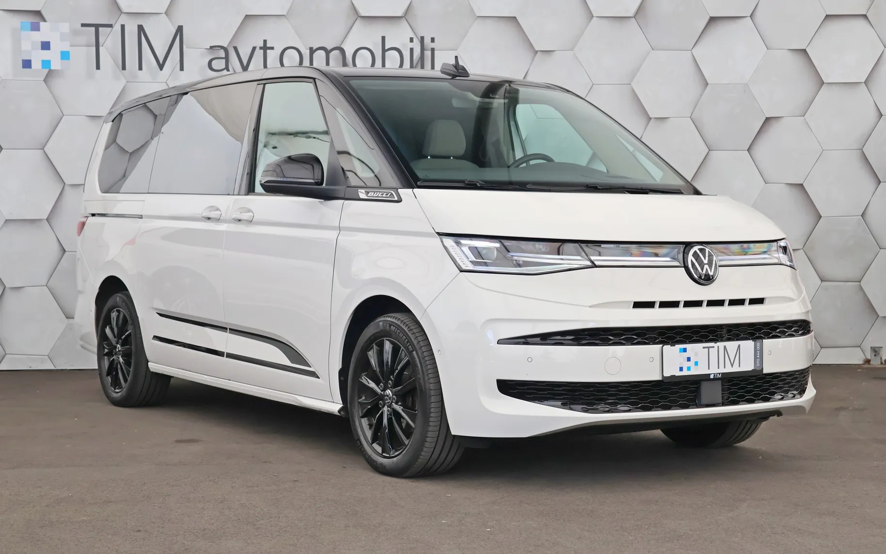 Zunanja slika - Volkswagen Multivan - T7 L2 2.0 TDI DSG Edition 150KM - 2