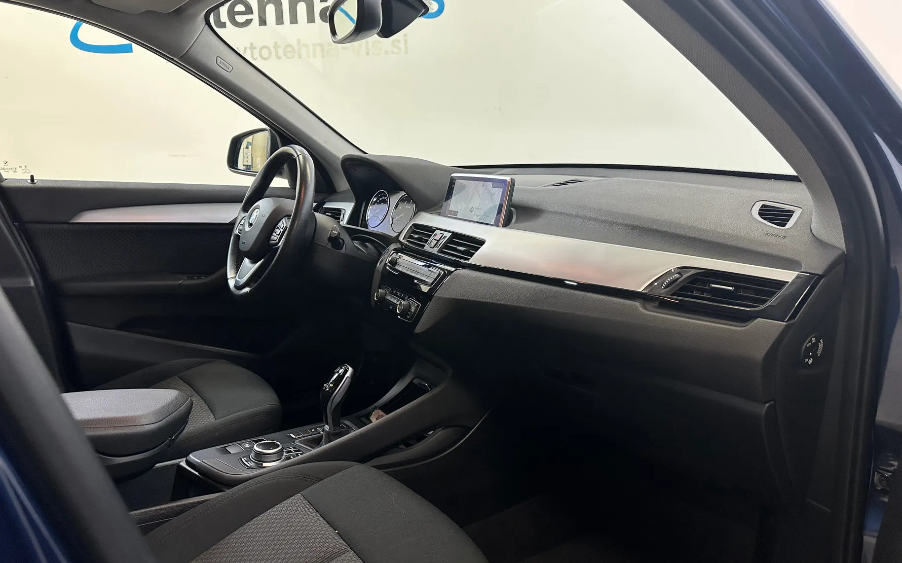 Notranja slika - BMW X1 - X1 - 33