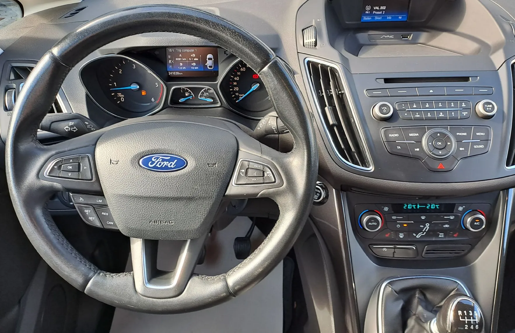 Zunanja slika - Ford Grand C-Max - 1.5 TDCi Style - 9