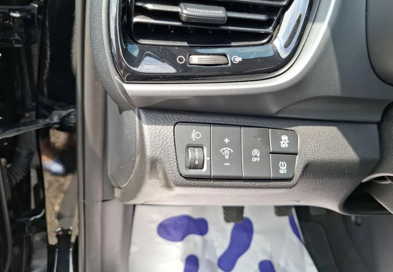 Zunanja slika - KIA Stonic - 1.2 DPI LX Urban ISG - 13