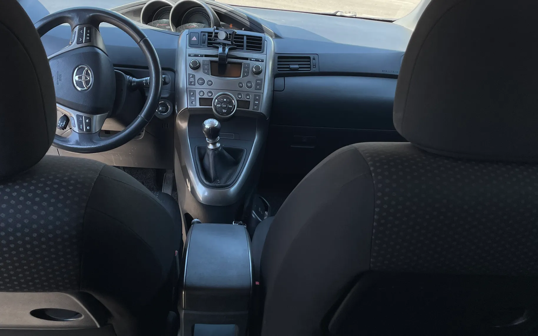 Zunanja slika - Toyota Verso - Toyota  2.0D - 15