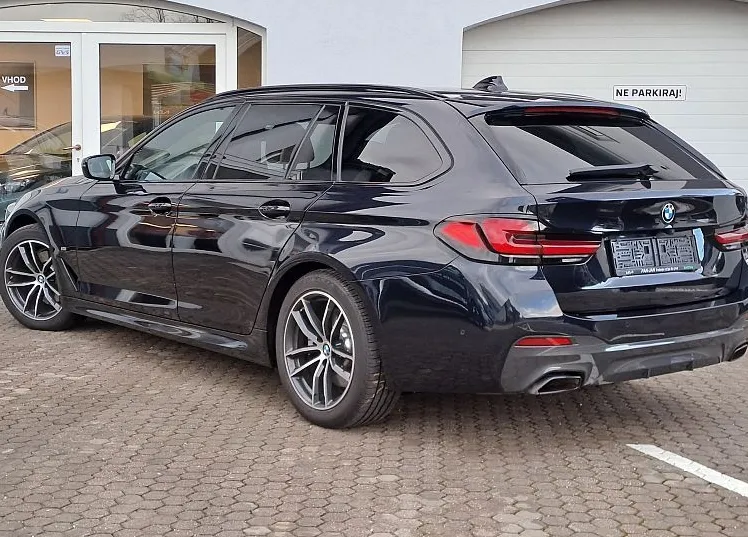 Zunanja slika - BMW Serija 5 - Touring: 520 d  M Sport 2.0 140KW AT8 - 2