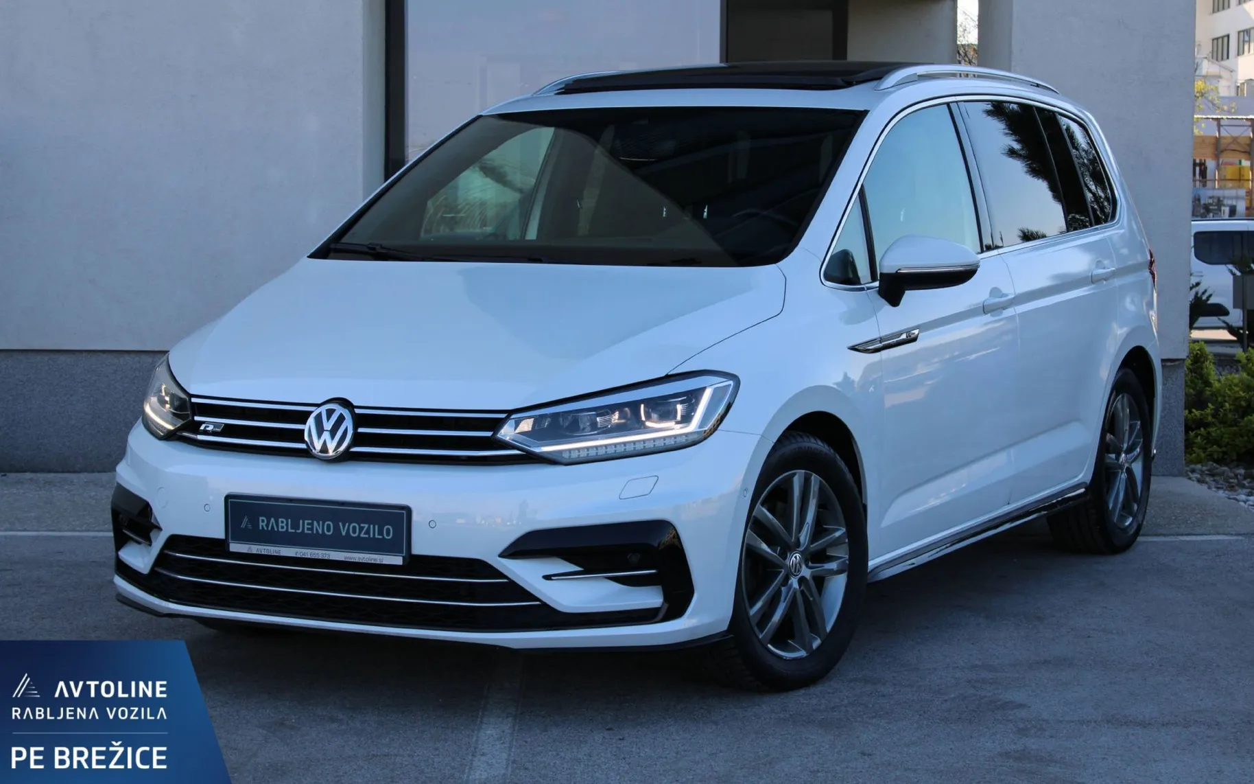 Zunanja slika - VW Touran - 2.0 TDI BMT R-Line 110  150  KLJUKA PANO NAVI - 1