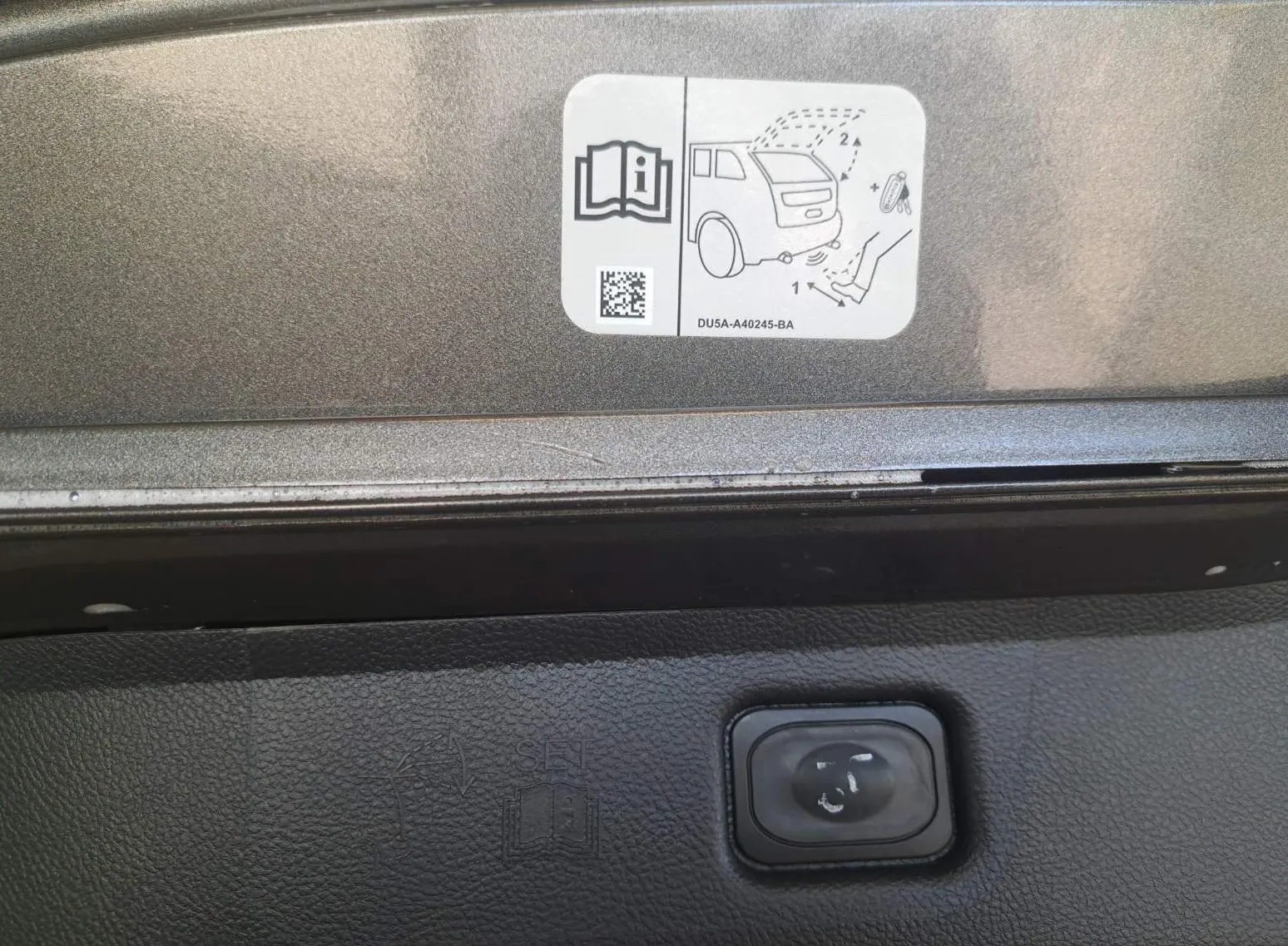 Zunanja slika - Ford S-MAX - 2.0 EcoBlue 7 SEDEŽEV Z ENOLETNIM JAMSTVOM - 18