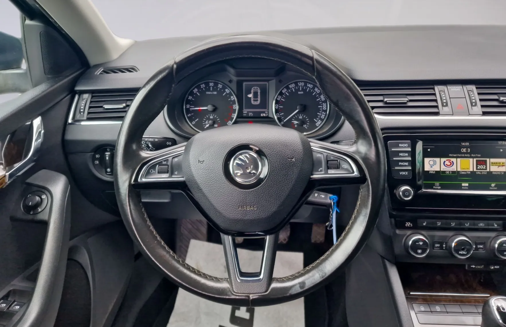 Zunanja slika - Škoda Octavia - Combi 2.0 TDI - 8