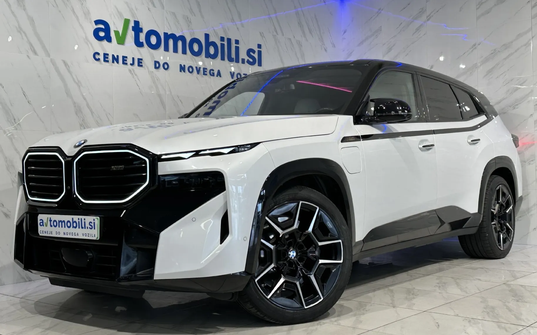 Zunanja slika - BMW XM - 4.4|IconicG|SoftC|Masaža|Hlaj|HUD|Harman|ACC|360K - 1
