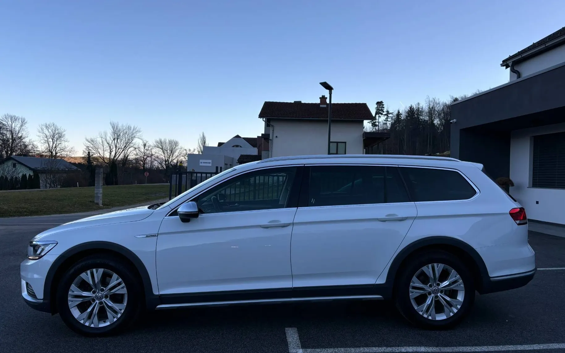Zunanja slika - VW Passat - Alltrack 2.0 TDI DSG BMT 4MOTION Alltrack LED-NAVI-KAMERA. - 5