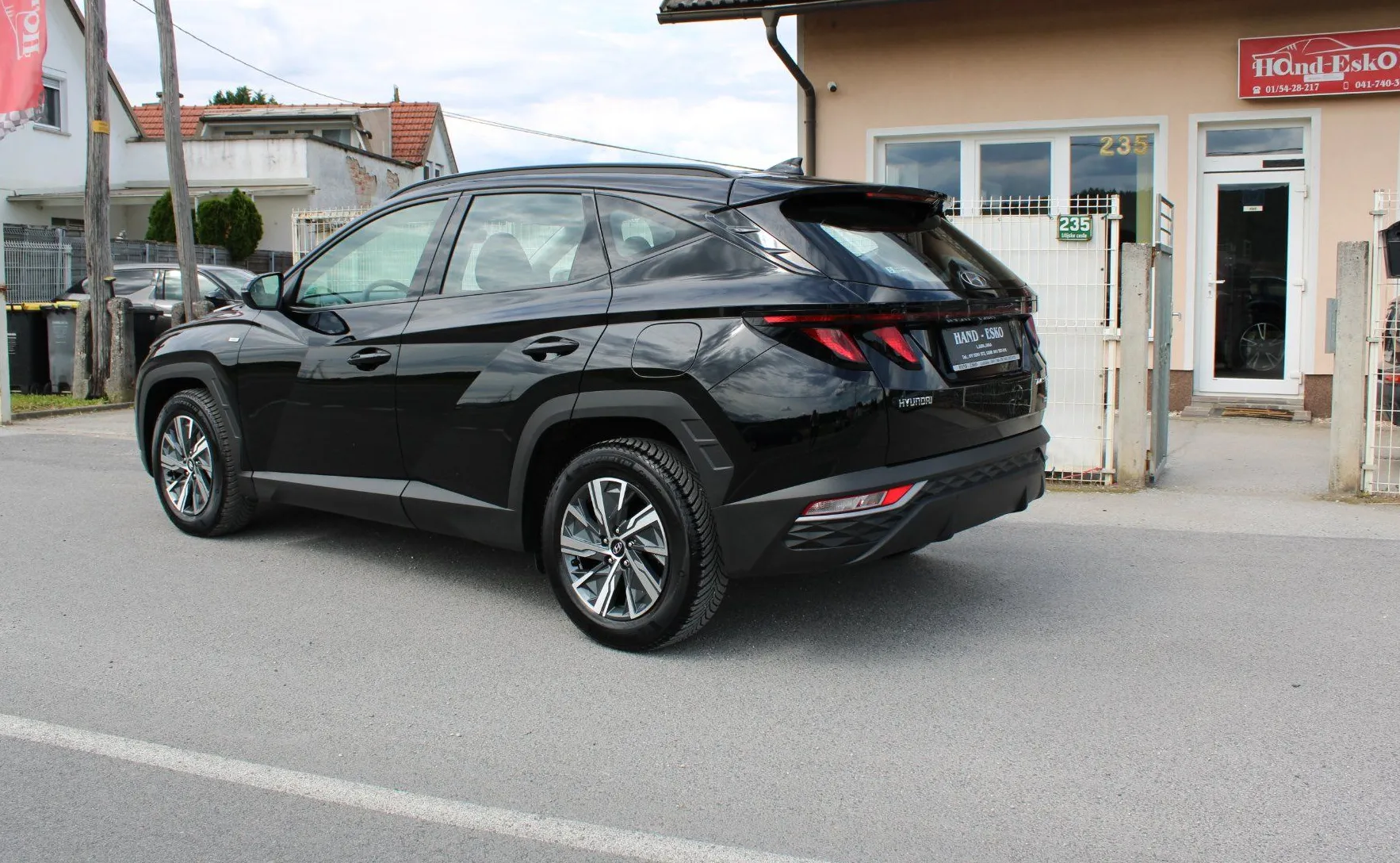 Zunanja slika - Hyundai Tucson - 1.6 CRDi MHEV Business DCT - 9