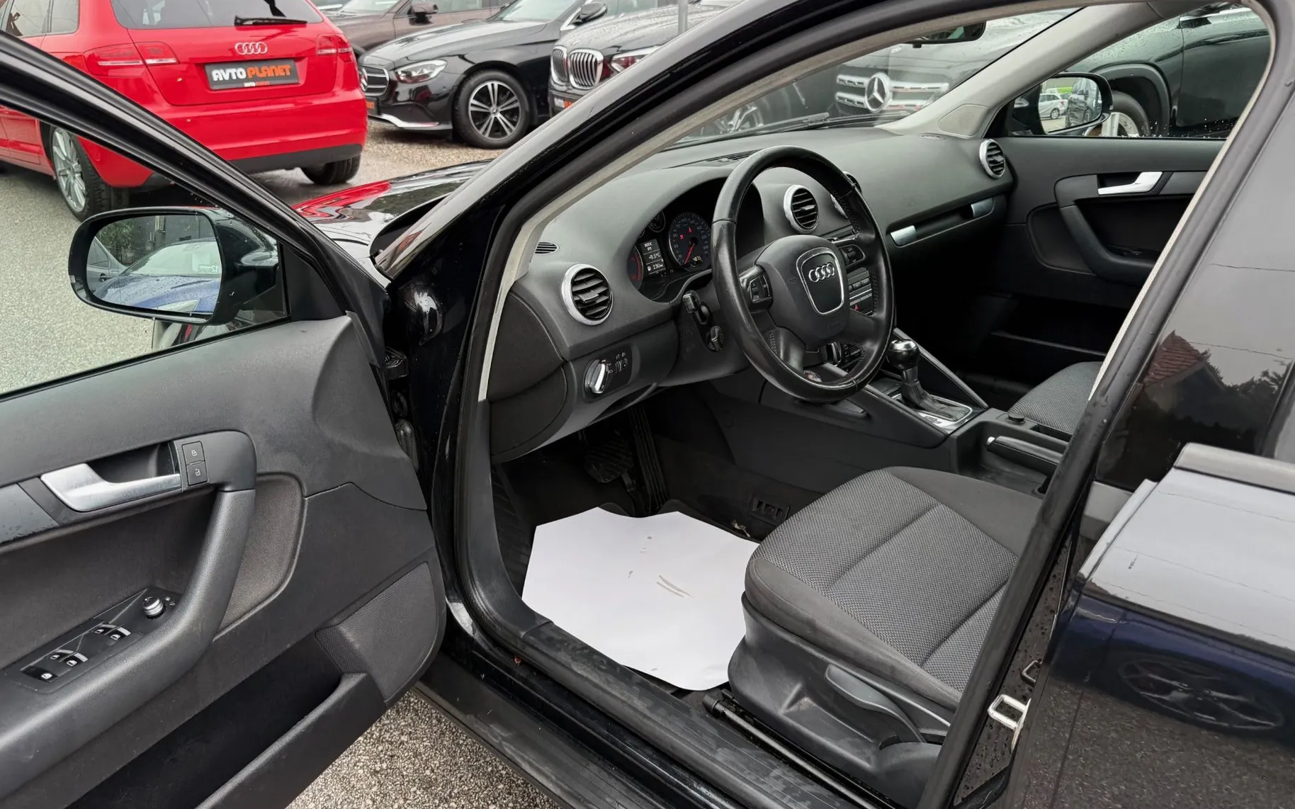 Zunanja slika - Audi A3 - 2.0 TDI AUT. SPORTBACK NAVI TEMPOMAT ALU 16 - 13