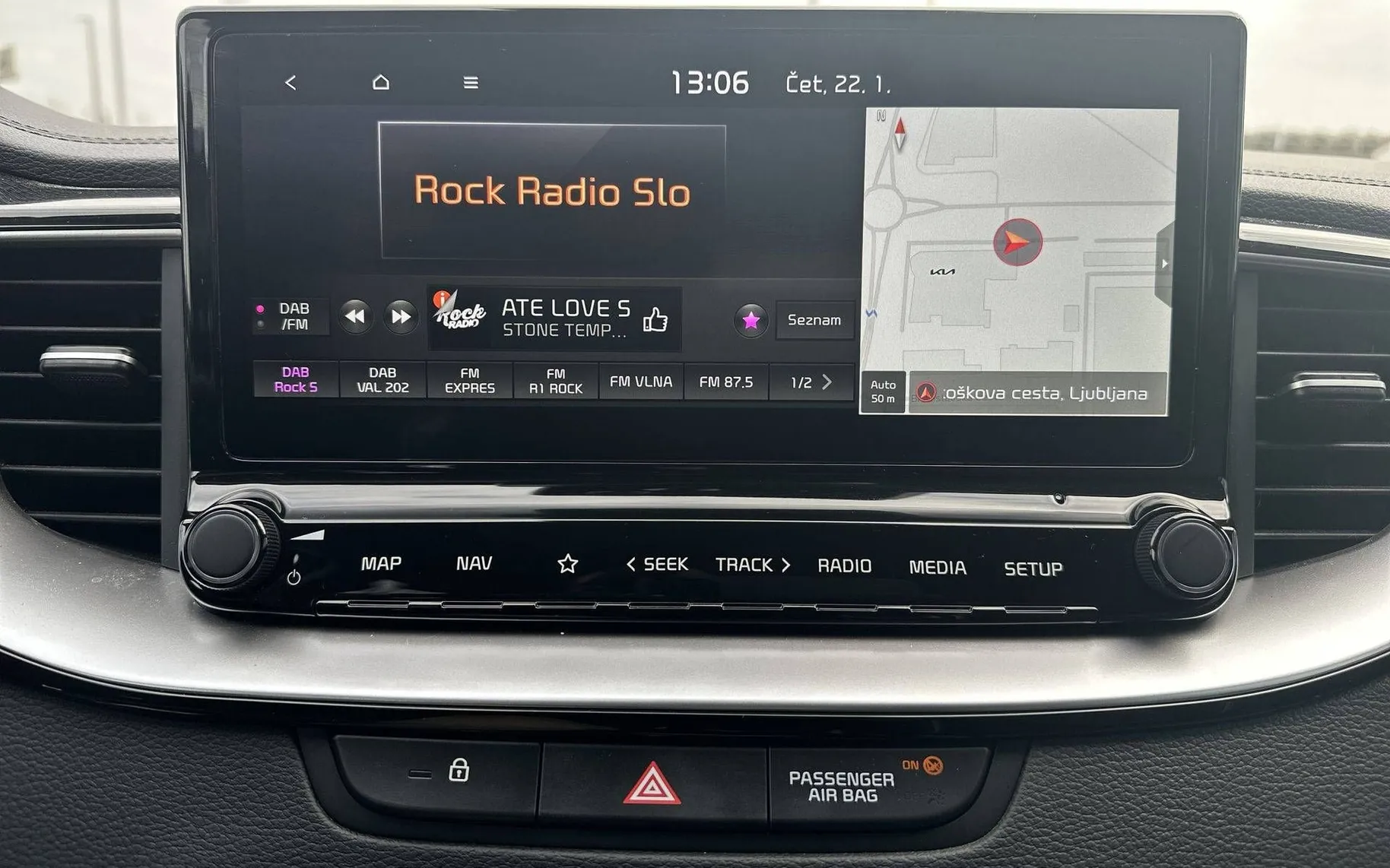 Notranja slika - KIA XCeed - 1.5 T-GDi EX WAY 7DCT - 16