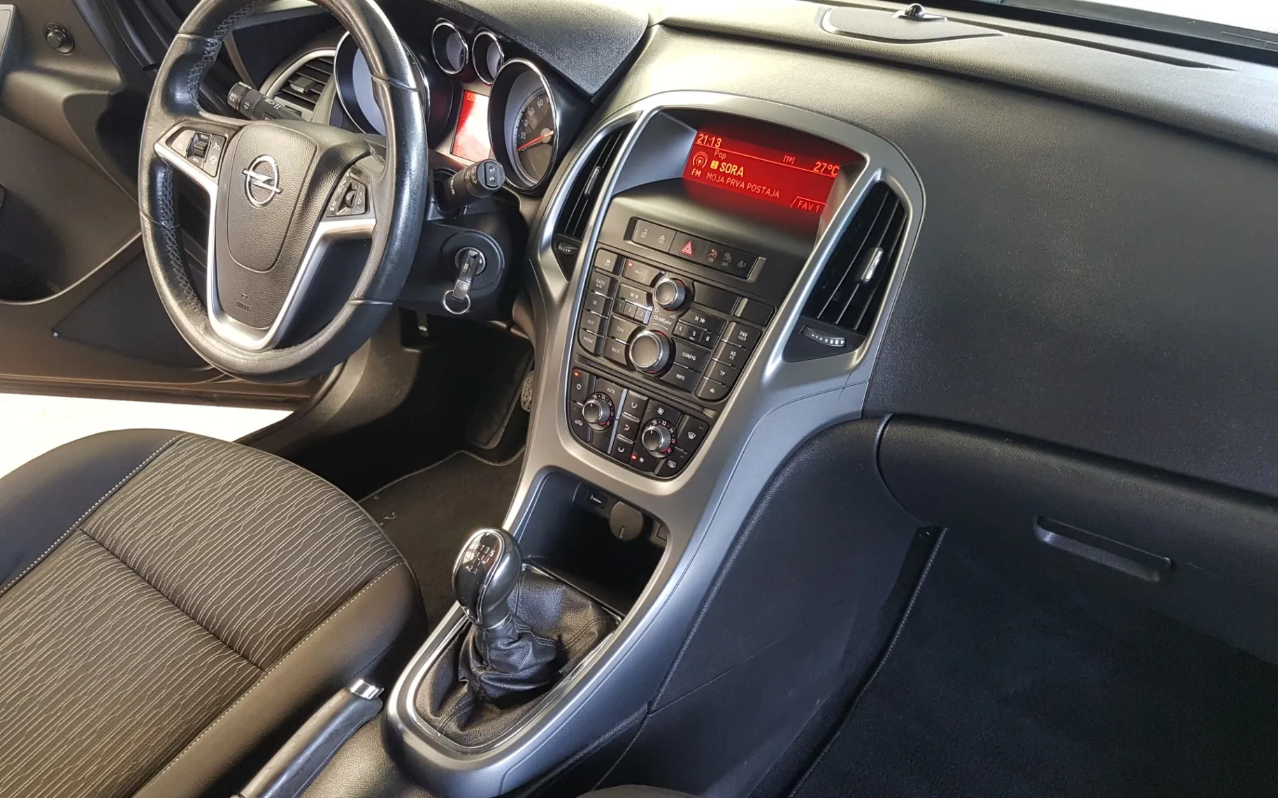 Zunanja slika - Opel Astra - 1.6 16V - 10