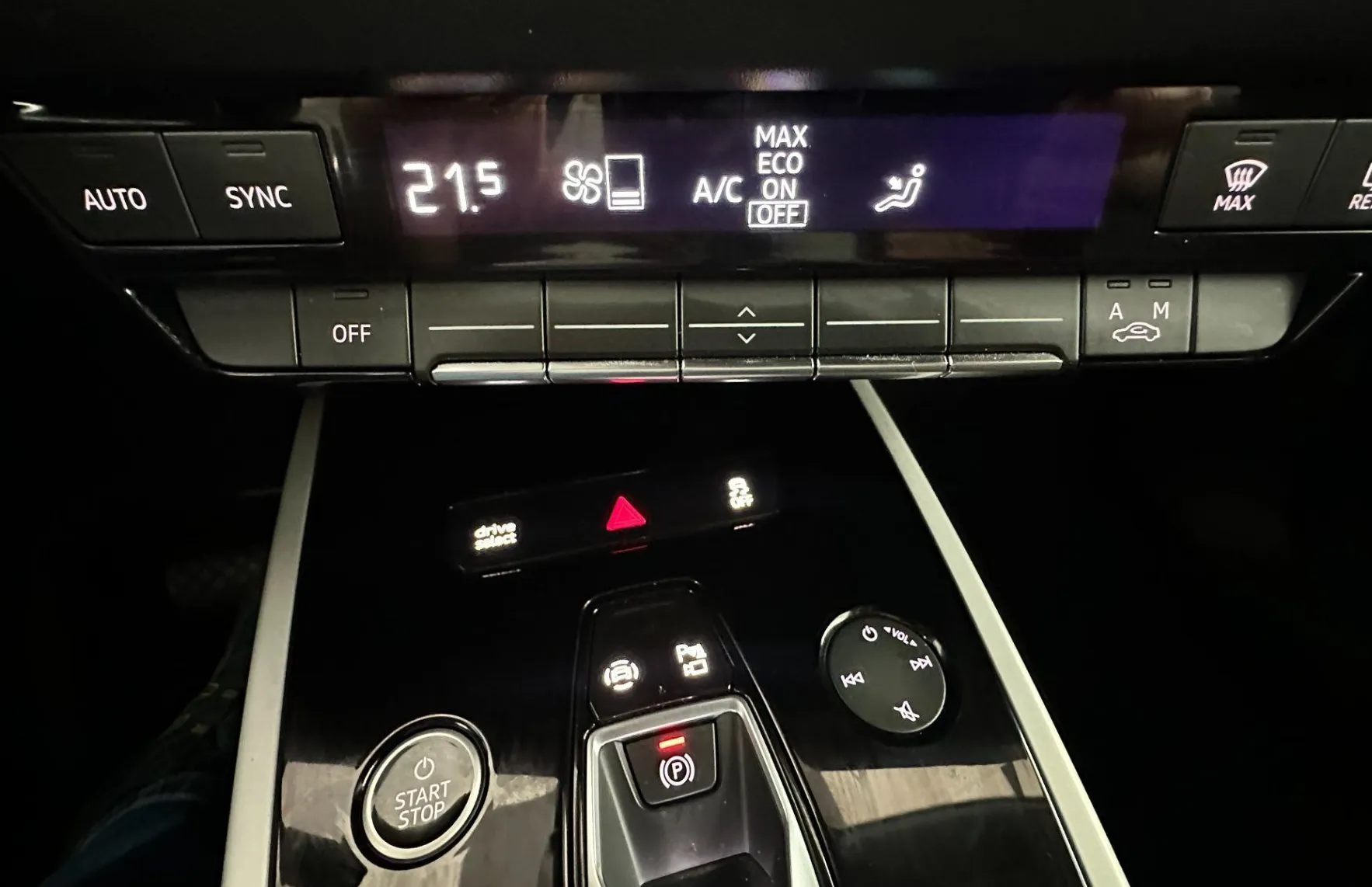 Zunanja slika - Audi Q4 - e-tron 50 e-tron quattro S Line 220kw.LED.USNJE.2X PDC - 12