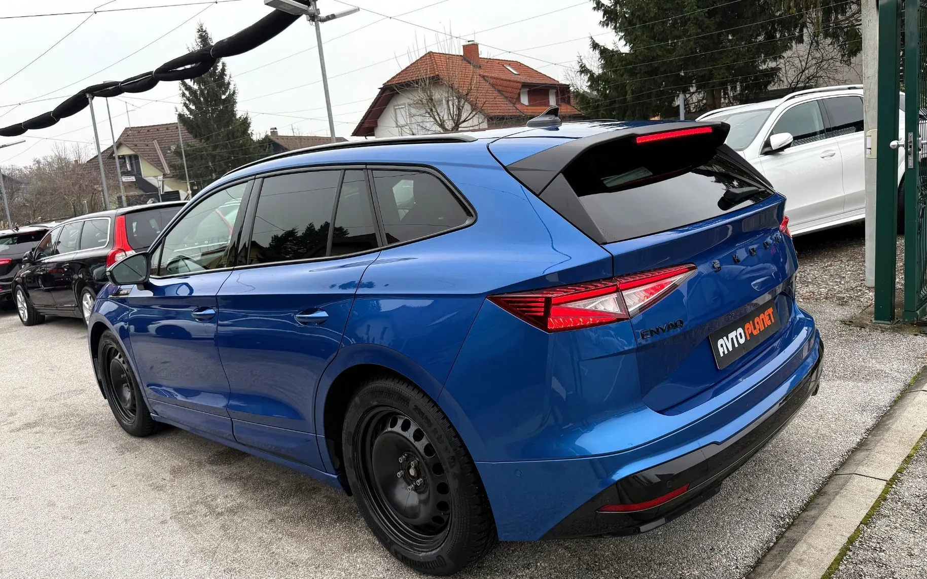 Zunanja slika - Škoda Enyaq - IV 80X SPORT LiNE MATRIX  ACC WEBASTO ALU 20 KLJUKA - 1