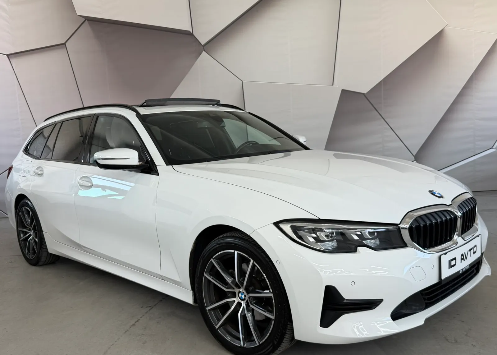 Zunanja slika - BMW Serija 3 - 320d xDrive Touring Avt. - 1