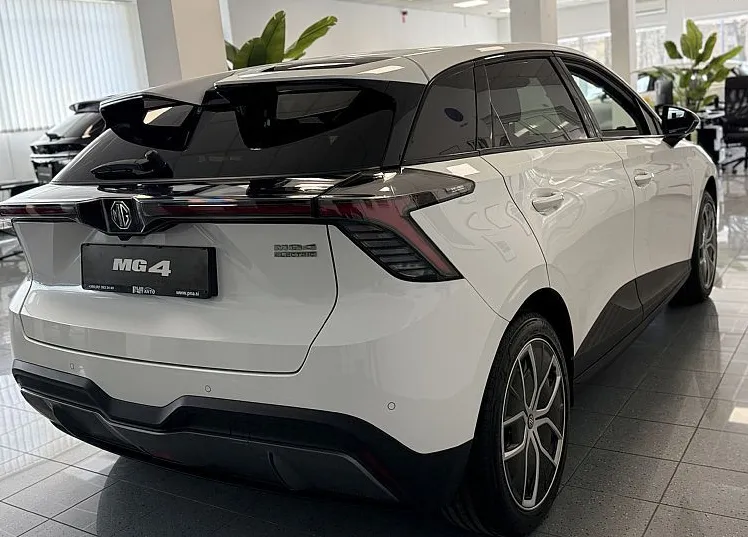 Zunanja slika - MG MG4 - Luxury 64 kWh - 5