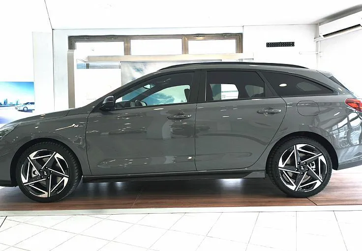 Zunanja slika - Hyundai i30 Wagon - 1.6 T-GDI N-LINE IMPRESSION AVT-AKT T-MRT K-VIDEO - 3
