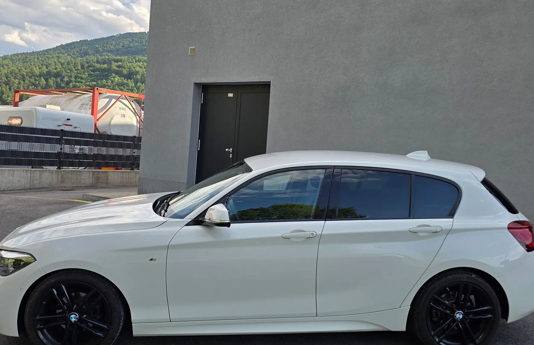 Zunanja slika - BMW Serija 1 - : 116i M SPORT LED-NAVI-ALU-KAMERA-2.LASTNIK - 8
