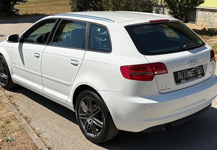 Zunanja slika - Audi A3 - Sportback 1.6 TDI DPF - LED - XENON - NAVI - ALU - 7