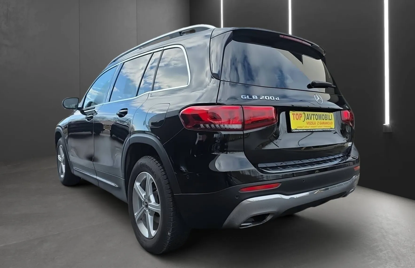 Zunanja slika - Mercedes-Benz GLB-Razred - 200 d  DISTRONIC LED NAVI KAMERA USNJE TOP OBROKI. - 3