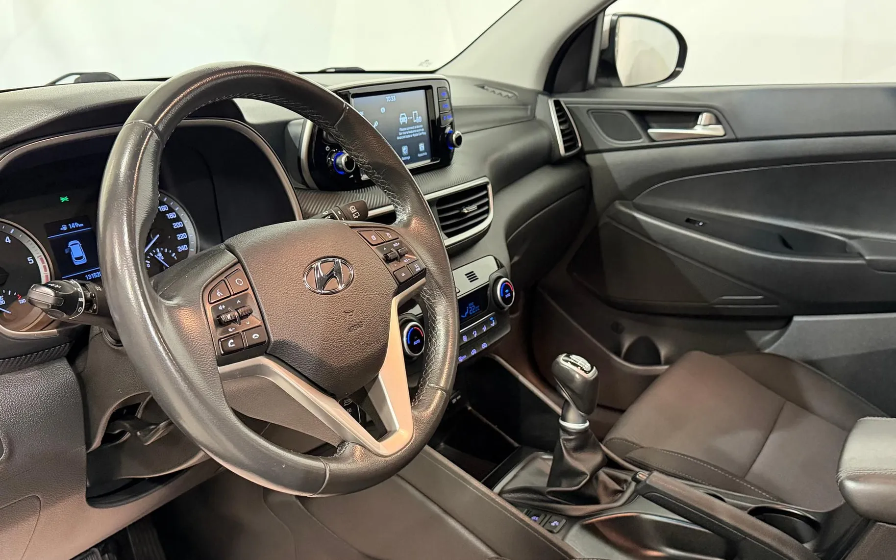 Notranja slika - Hyundai Tucson - 1.6 CRDi-129.000KM-SLO-TEMPOMAT-KAMERA-PDC-SERV KN - 10