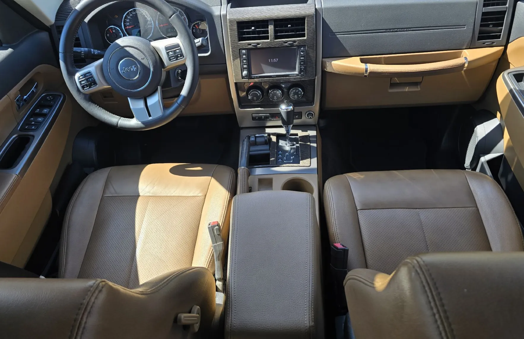 Zunanja slika - Jeep Cherokee - 2.8 Crd Limited 4X4 REDUKTOR - 16