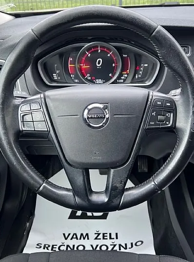 Zunanja slika - Volvo V40 Cross Country - 2.0TD+NAV+VIRTUAL+PDC+ALU - 15