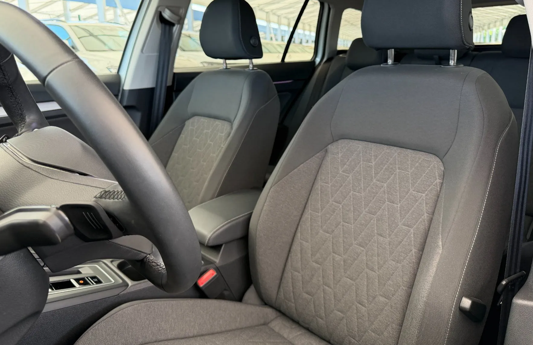 Zunanja slika - Volkswagen Golf - Variant 1.5 eTSI 4ALL DSG SLO - V GARANCIJI - 10