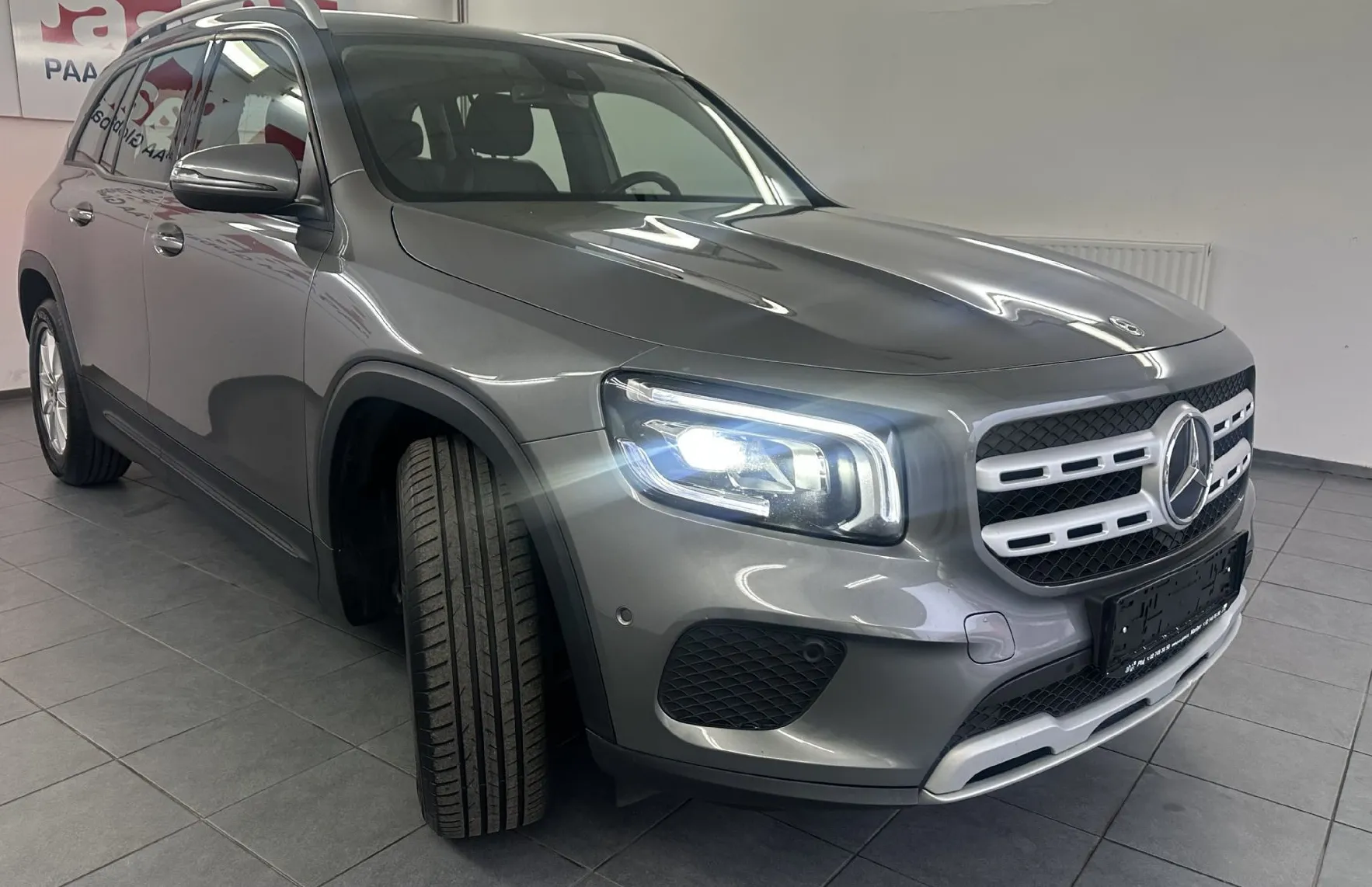 Zunanja slika - Mercedes-Benz GLB-Razred - GLB 200 d.KAMERA.USNJE.ACC.LED.NAVI.SAMO 137.000KM - 2