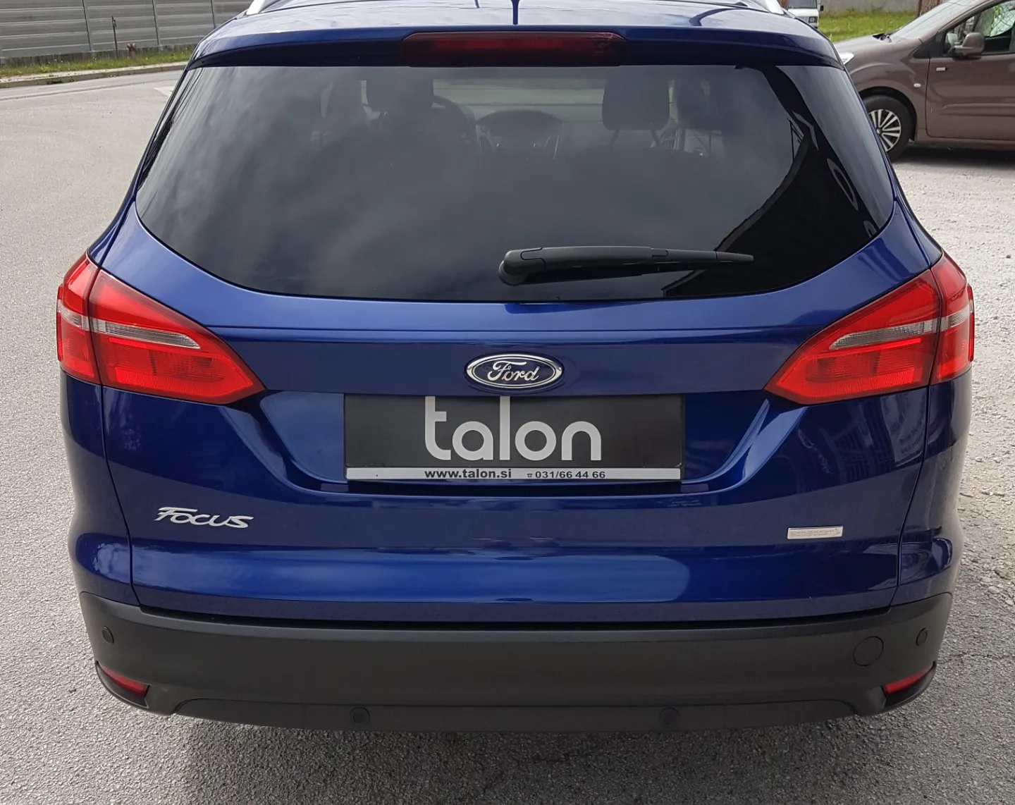 Zunanja slika - Ford Focus - 1,0 EcoBoost Bussines - 9