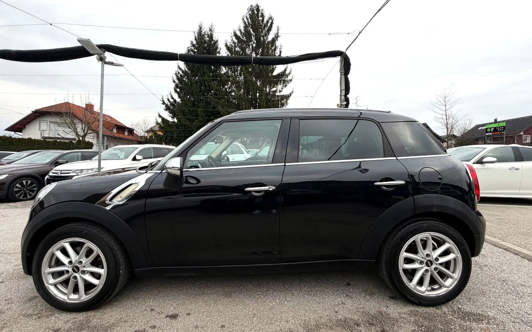 Zunanja slika - MINI Countryman - ONE D  LED NAVI TEMPOMAT AVTO.KLIMA ALU 17 - 2