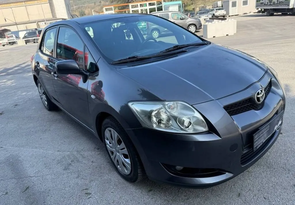 Zunanja slika - Toyota Auris - 2.0 D4-D NA KREDIT BREZ POLOGA - 4