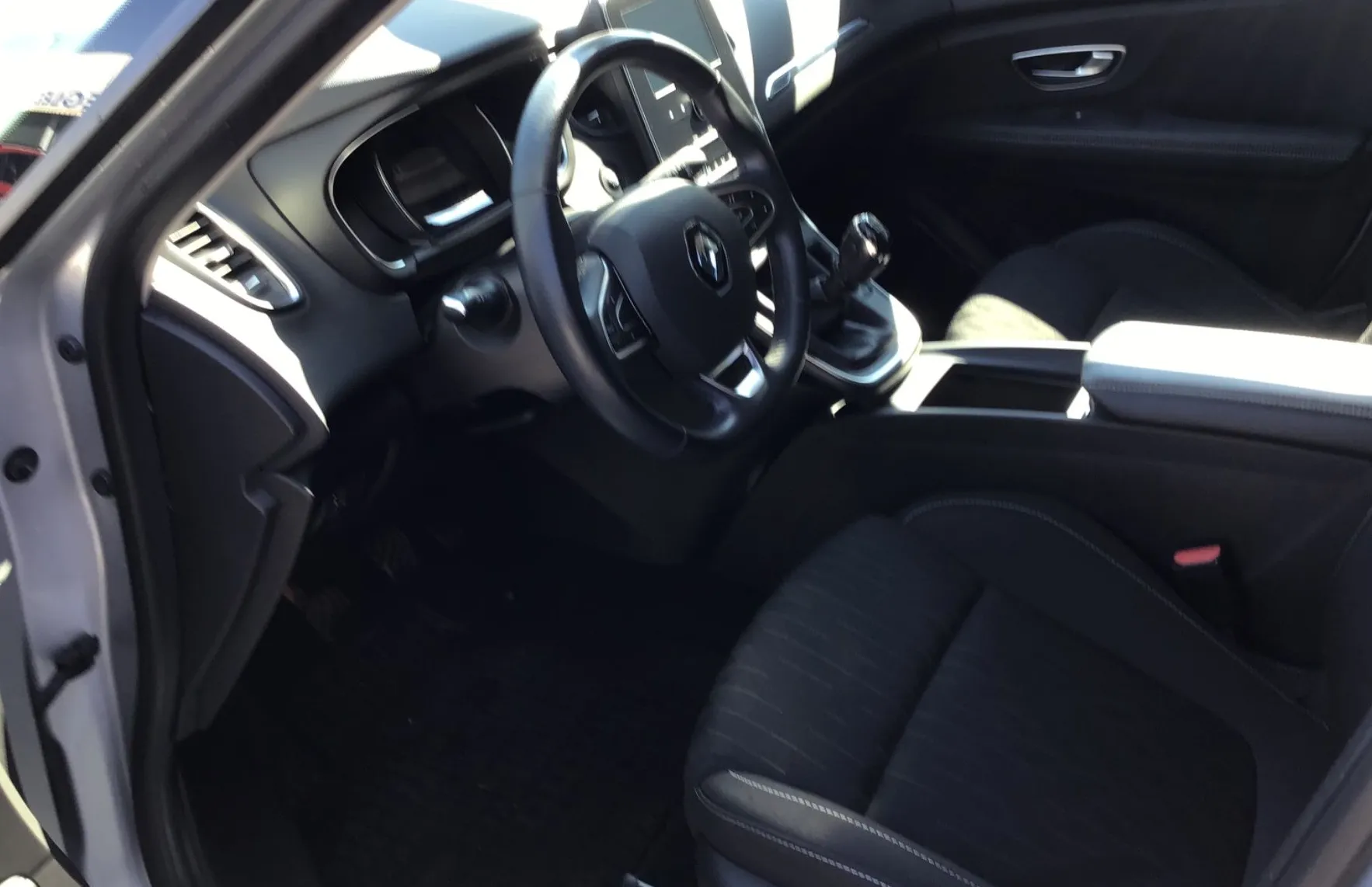 Zunanja slika - Renault Scénic - Scenic 1.3 - 9