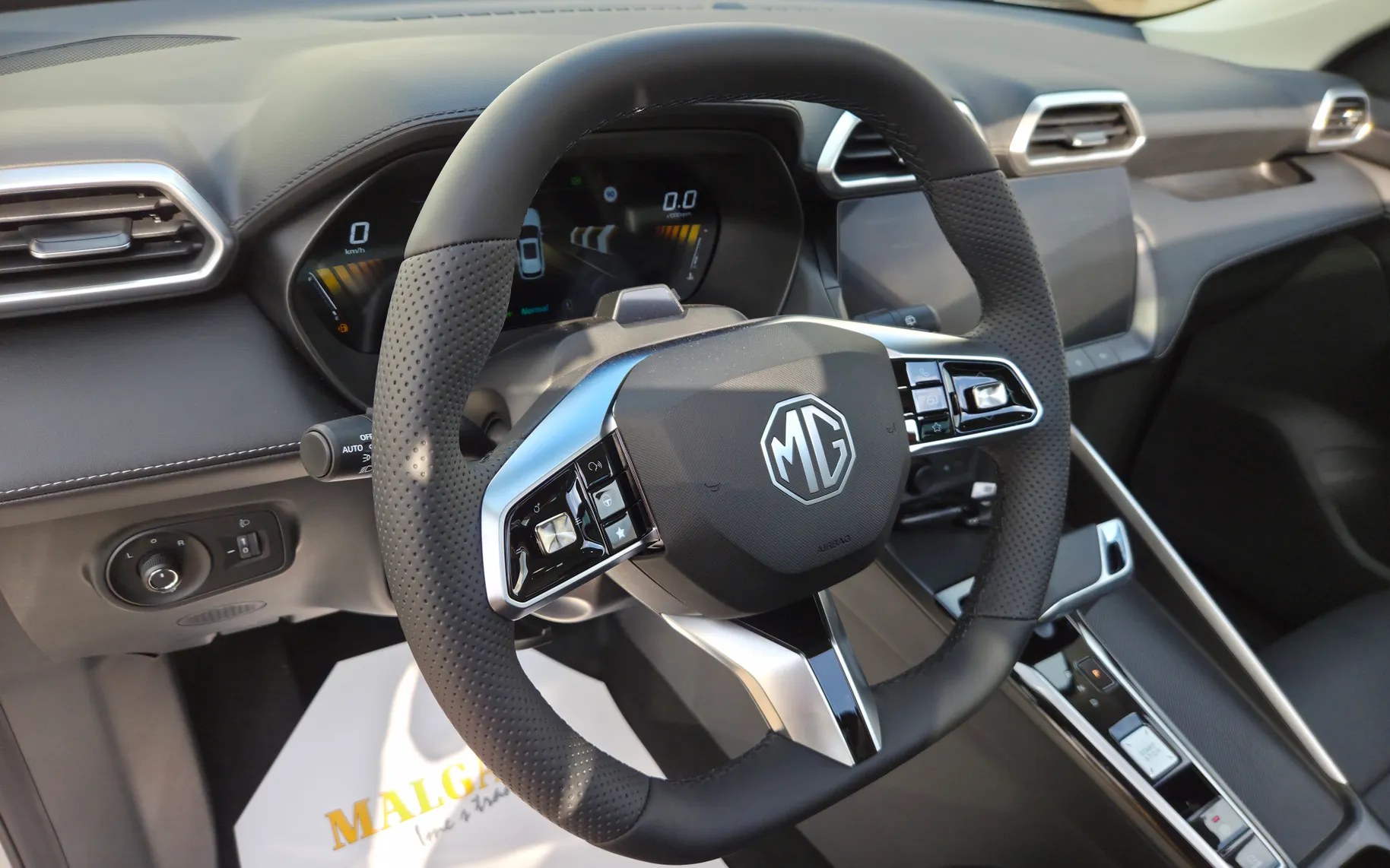 Zunanja slika - MG MG ZS - 1.5 Hybrid+Luxury+Panorama+7 let garancije - 12