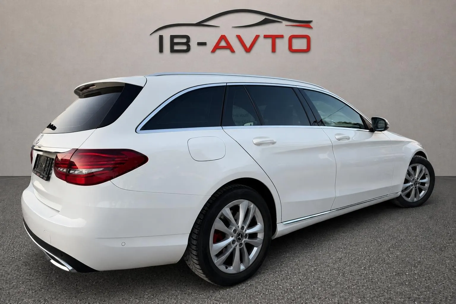 Zunanja slika - Mercedes-Benz C-Razred - C 180 d T Avt. - 4