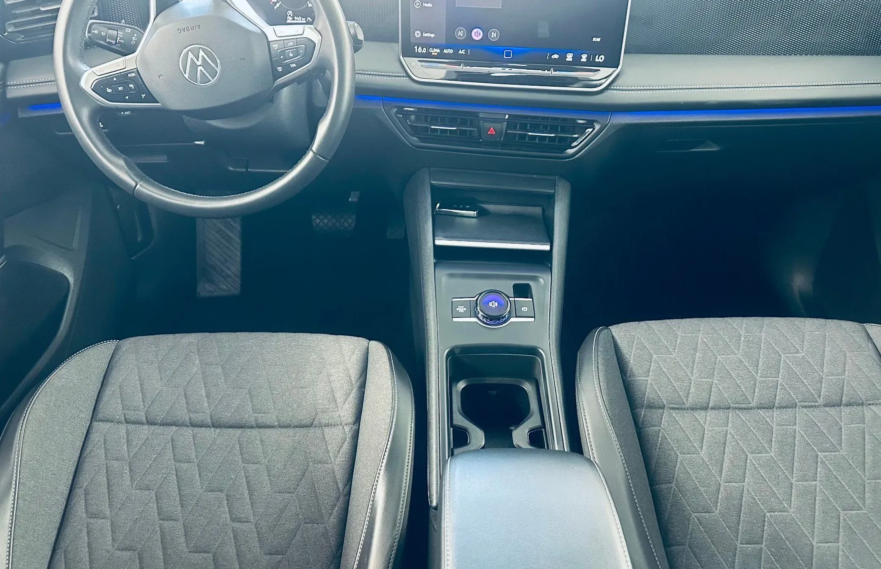 Zunanja slika - Volkswagen Tiguan - 2.0 TDI DSG 110kW.KAMERA.LED.USNJE.ACC.2025.DIZEL - 15