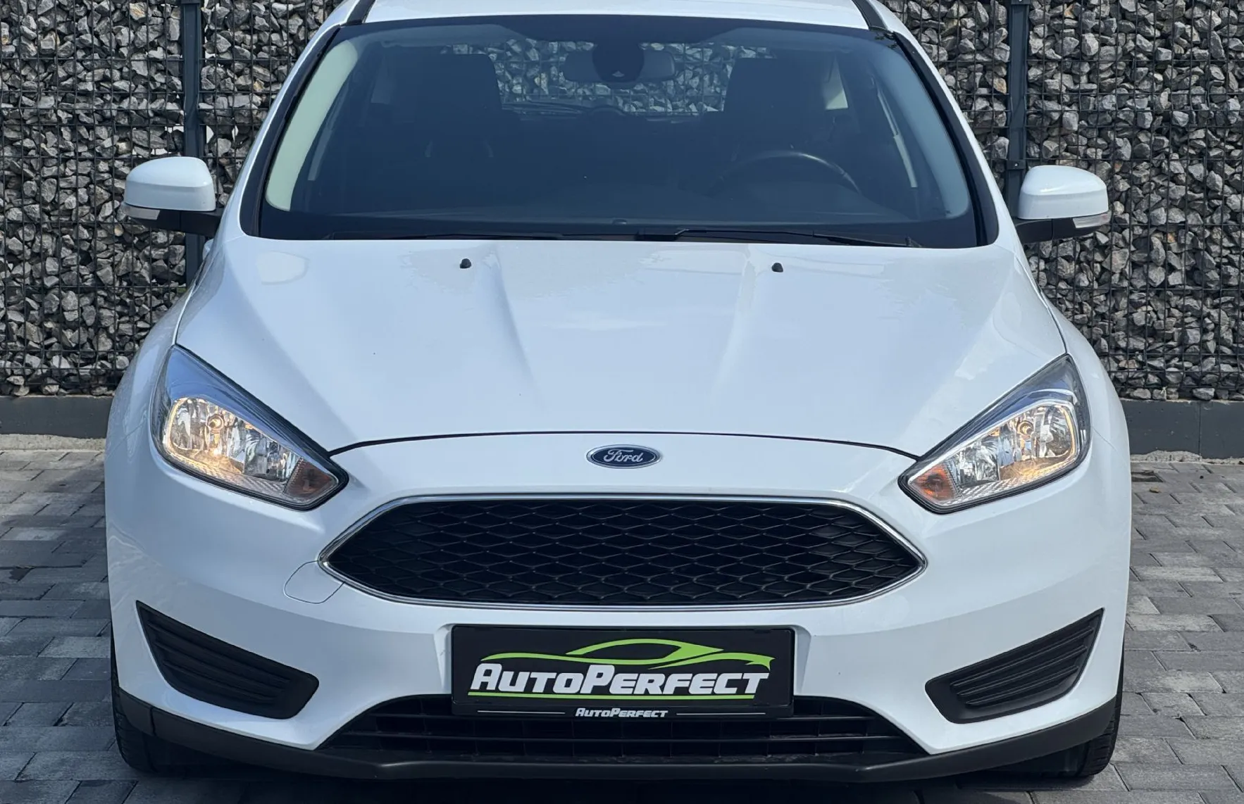 Zunanja slika - Ford Focus - 1.5 TDCi |Gr.sed|Gr.Vol|PDC|1.Last| Hitri kredit.. - 2