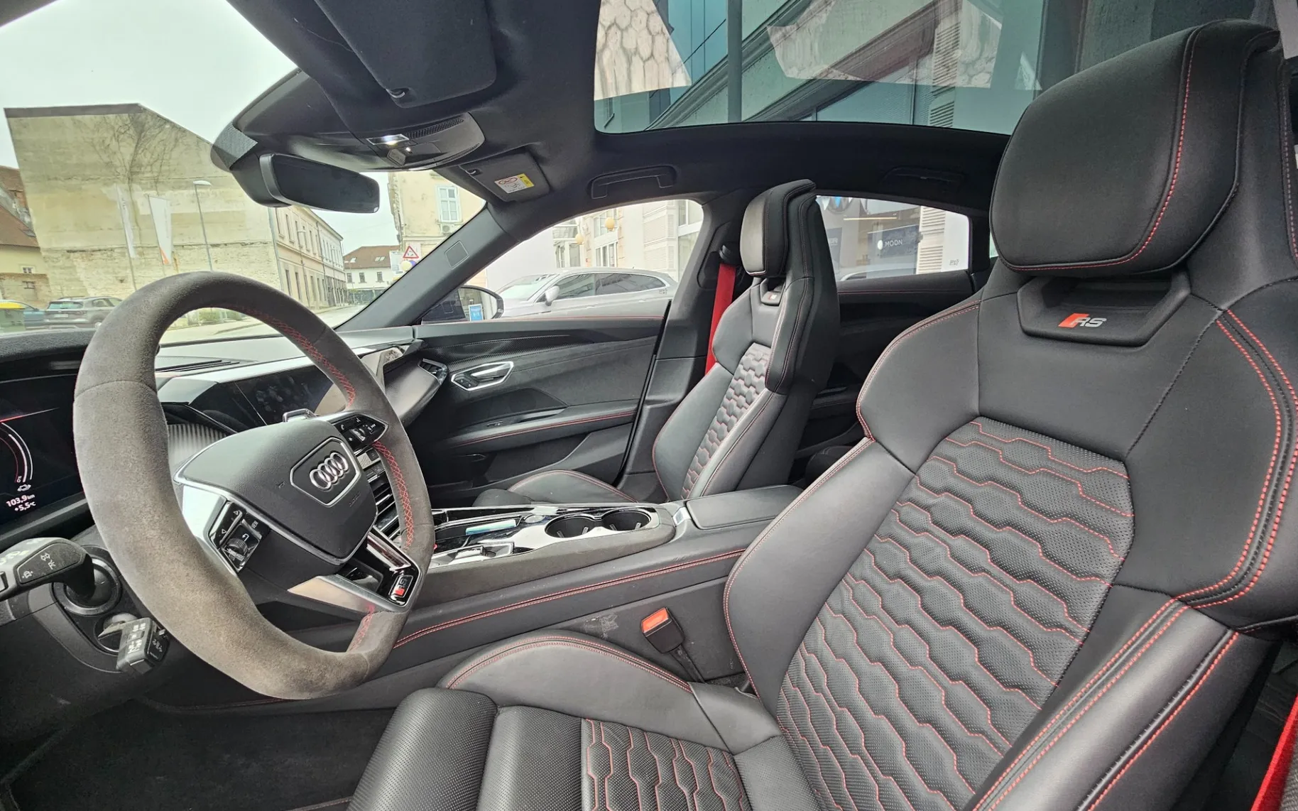 Zunanja slika - Audi e-tron GT - RS quattro 440kW  Masaža. B O. Matrix - 7