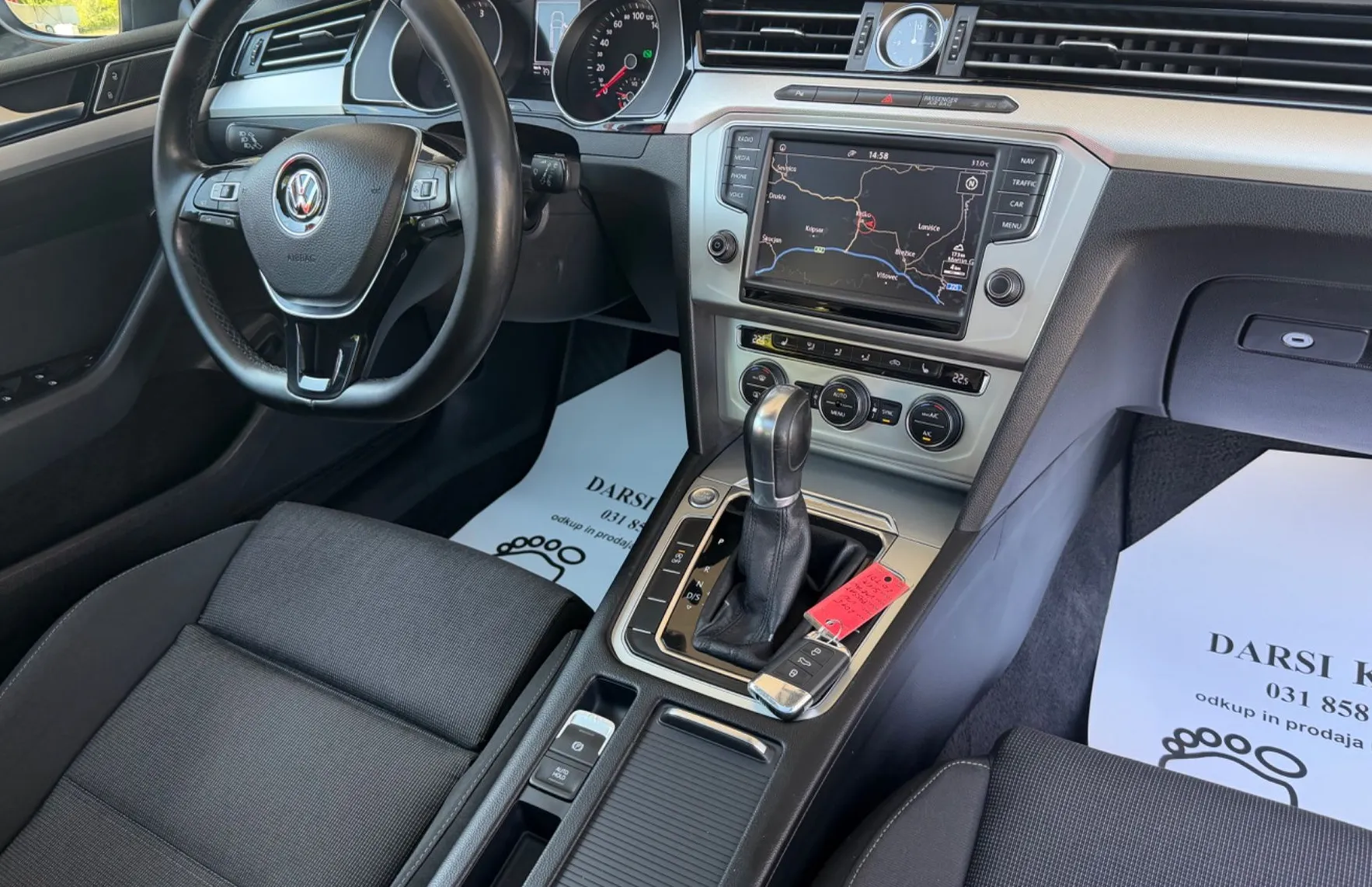 Zunanja slika - Volkswagen Passat - Variant 2.0 TDI DSG FULL LED ACC NAVI PANO PRIKLOP ALU18 - 19