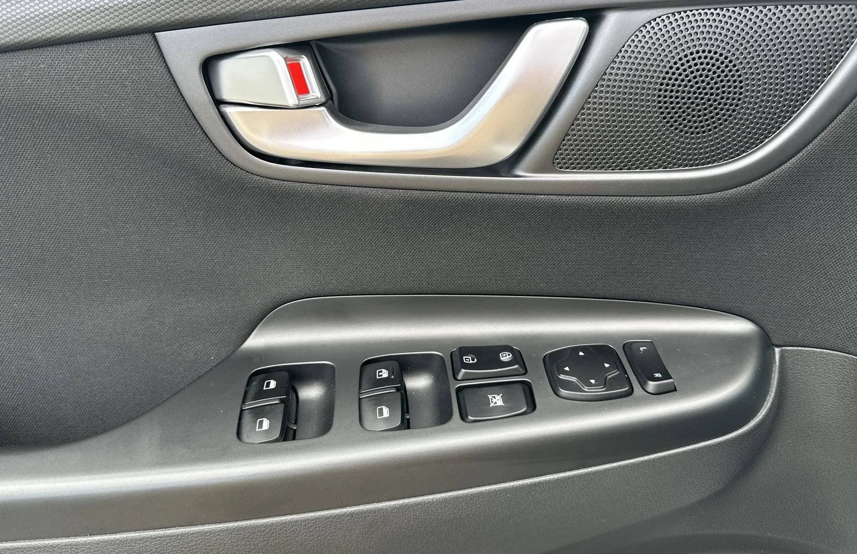 Zunanja slika - Hyundai Kona - 1.0 T-GDI 120 Style DCT - 13